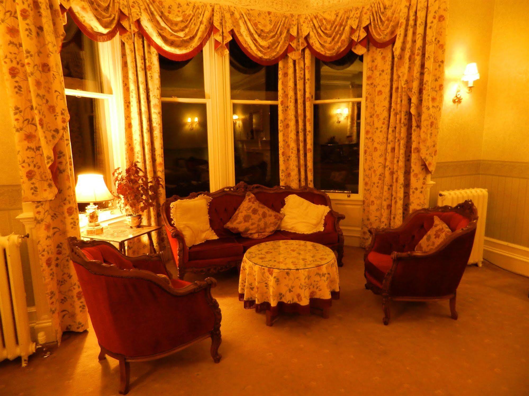 Ledgowan Lodge Hotel 아크나쉰 외부 사진